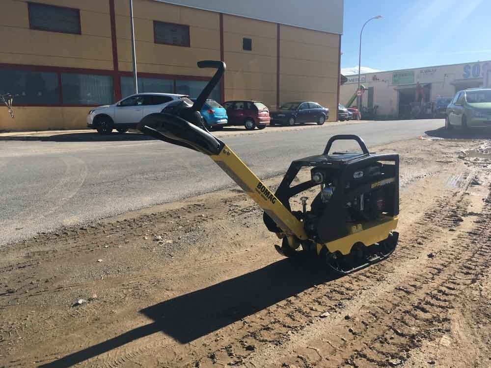 Виброплита реверсивная бензиновая BOMAG BPR 25/40 (150 кг), изображение 2