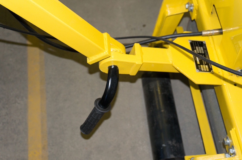 Каток бензиновый STEM Techno SVR 301H (290 кг), изображение 2